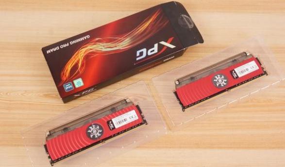 加内存条之后，电脑开不了机，黑屏，有声音