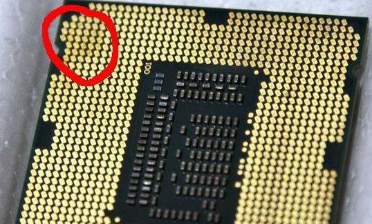 电脑主机风扇不转，显示器不亮怎么回事