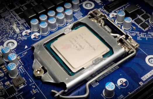 英特尔酷睿i9-10900 10核CPU