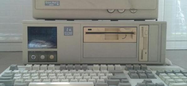 电脑有C盘、D盘、E盘，为什么没有A盘、B盘