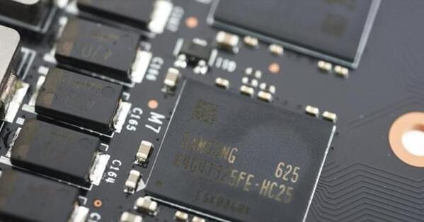 显卡爆显存和满显存有什么区别