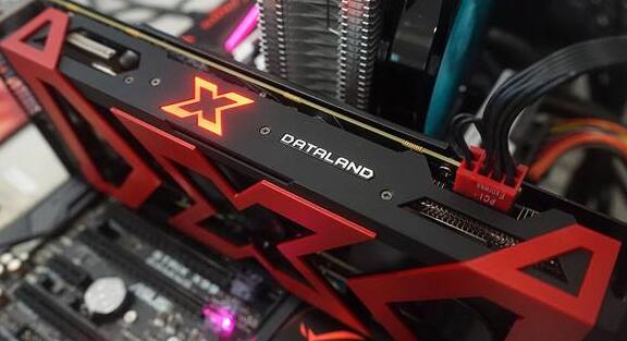 400-500之间的显卡哪个性能更好？