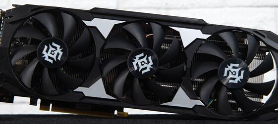 显卡上面的风扇越多越好吗?