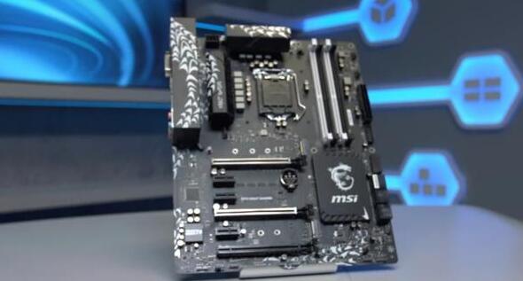 i7 8700搭配b360、h370、z370这几个哪个好？