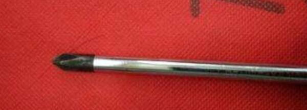 固定主板用几号螺丝刀?