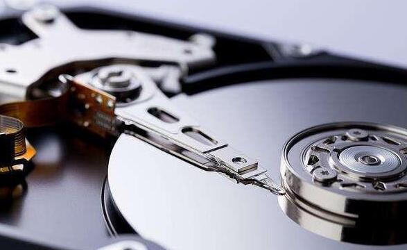 如何让硬盘具有启动功能？